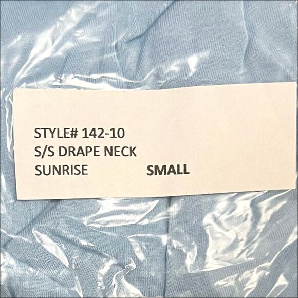 San Francisco City Lights Soft Drape Neck Tee T-Shirt Light Blue Size Small NEW - Picture 6 of 7